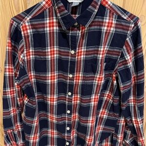 OLD NAVY FLANNEL BUTTON UP SHIRT. BEAUTIFUL PLAID IN EXCELLENT CONDITION